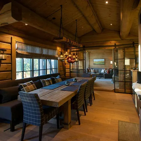 Handcrafted Log At Golsfjellet Kamben