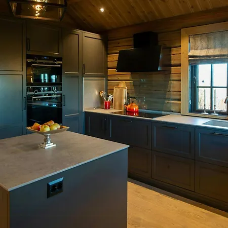 Handcrafted Log Cabin At Golsfjellet Gol