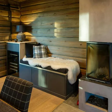 Handcrafted Log Cabin At Golsfjellet * Gol