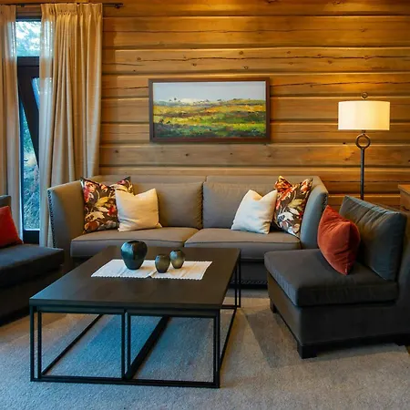 Handcrafted Log Cabin At Golsfjellet Gol