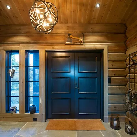 Ferienhaus Handcrafted Log Cabin At Golsfjellet