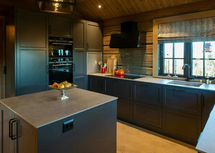 Handcrafted Log Cabin At Golsfjellet Gol