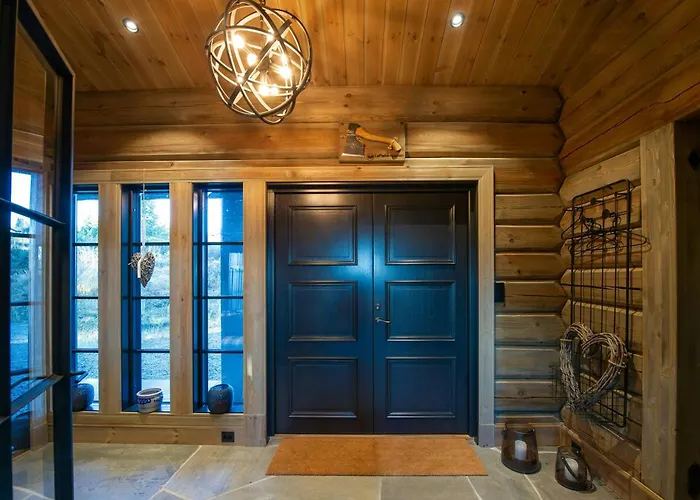 Ferienhaus Handcrafted Log Cabin At Golsfjellet