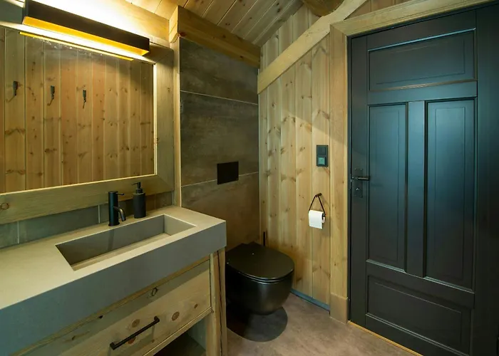 Handcrafted Log Cabin At Golsfjellet Ferienhaus
