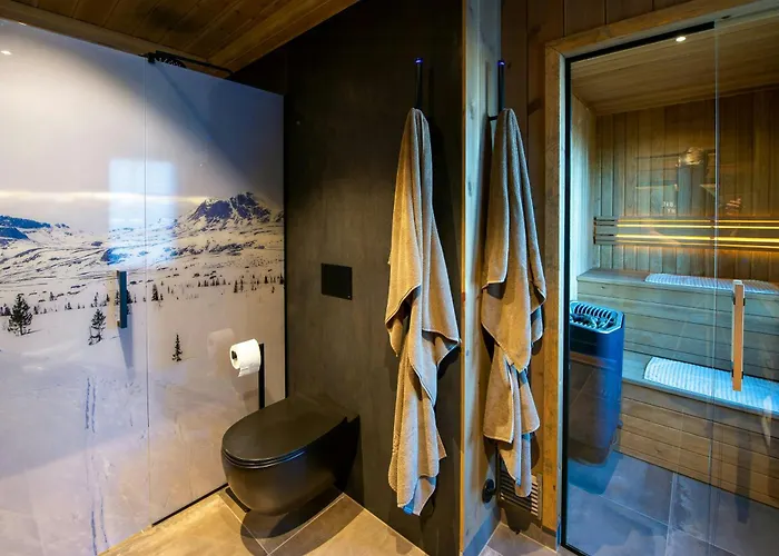 Handcrafted Log Cabin At Golsfjellet *